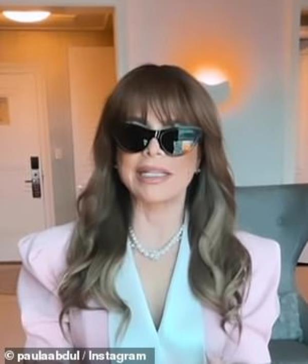 Paula Abdul debuted IdolEyes at CES, which features Bluetooth co<em></em>nnectivity for playing music from windows